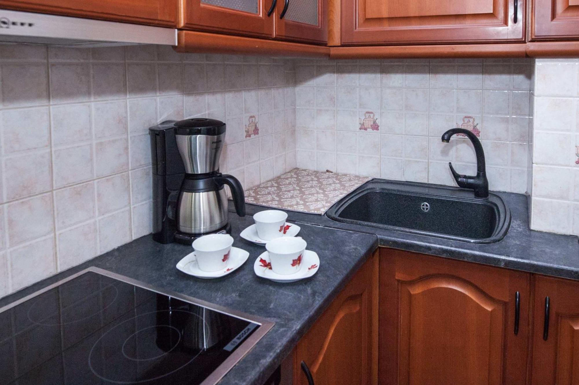 Central 2 Bd Apt With Balcony By Monastiraki Athen Eksteriør bilde